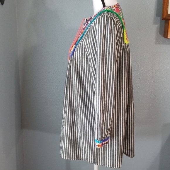 Velzera Pompom Tunic - Picture 5 of 8